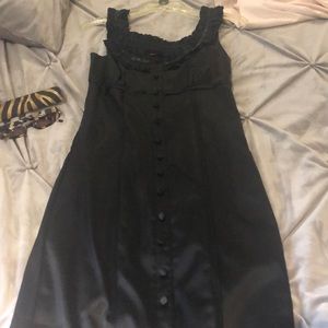 Betsy Johnson blk spandex neck line detail